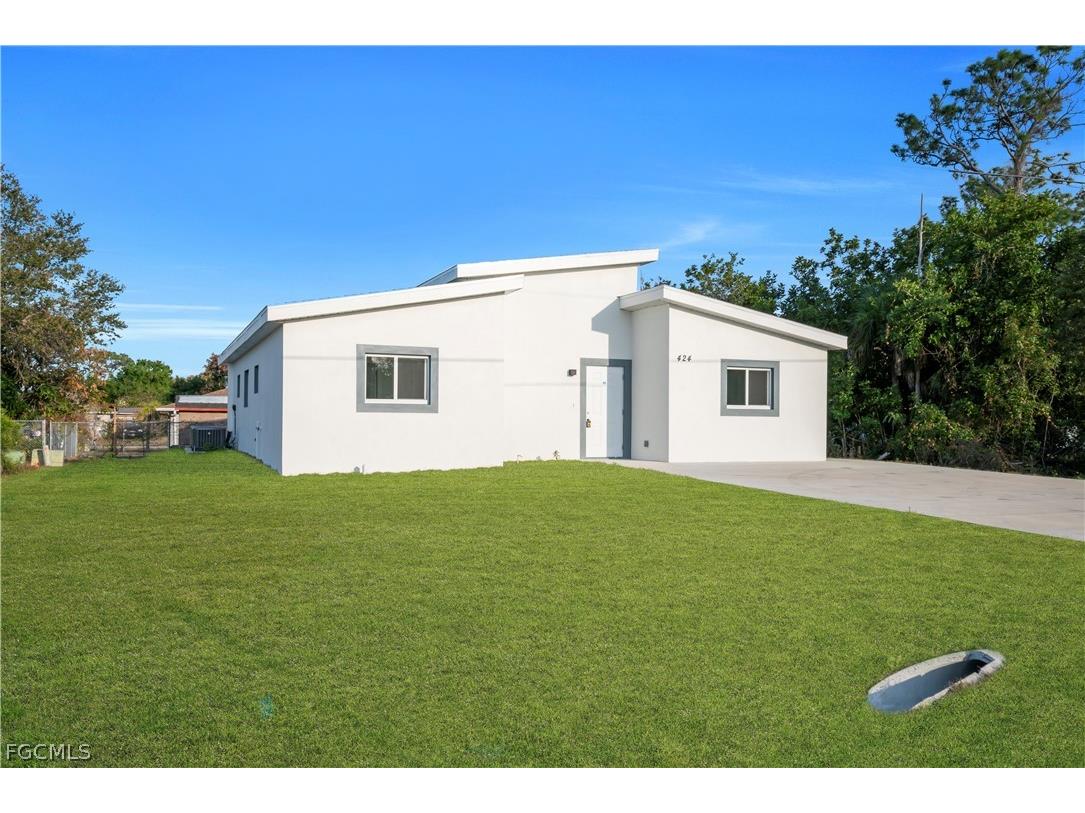 424 Alabama Road S Lehigh Acres FL 33936 2026008849 image5
