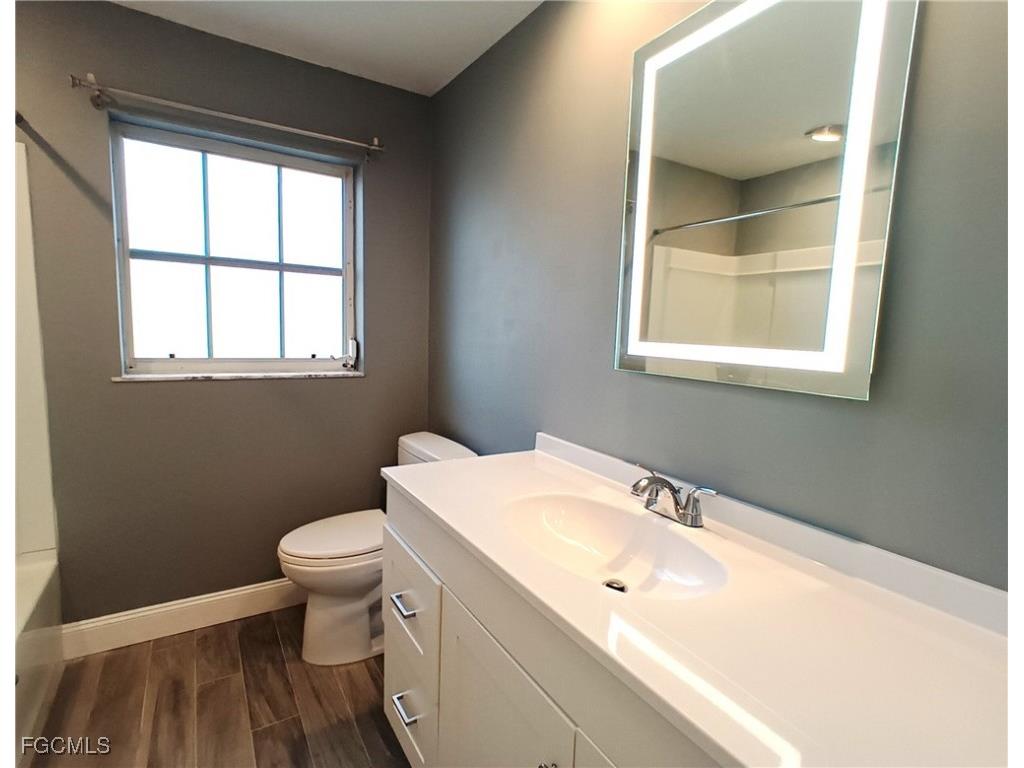 424 Bayshore Drive Cape Coral FL 33904 2025020235 image14