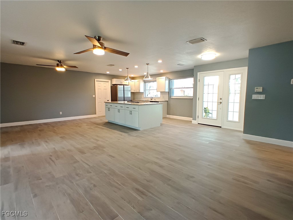 424 Bayshore Drive Cape Coral FL 33904 2025020235 image3