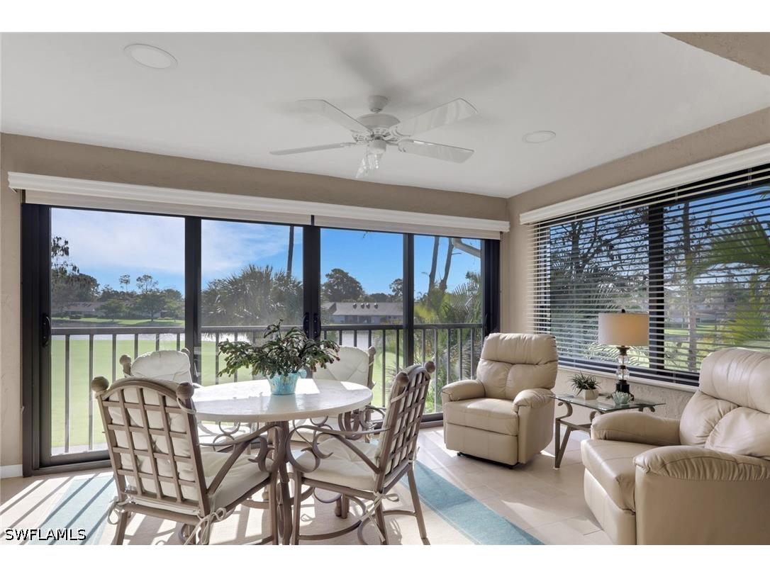 424 Foxtail Court #424 Naples FL 34104 226014628 image1