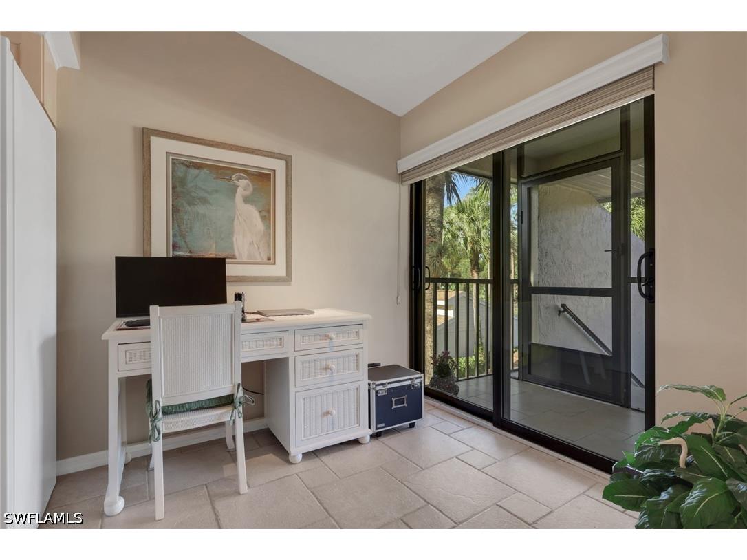 424 Foxtail Court #424 Naples FL 34104 226014628 image12