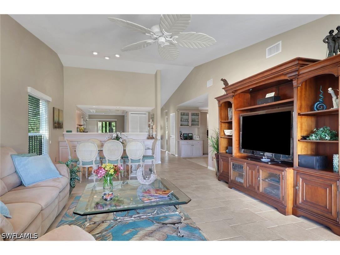 424 Foxtail Court #424 Naples FL 34104 226014628 image20