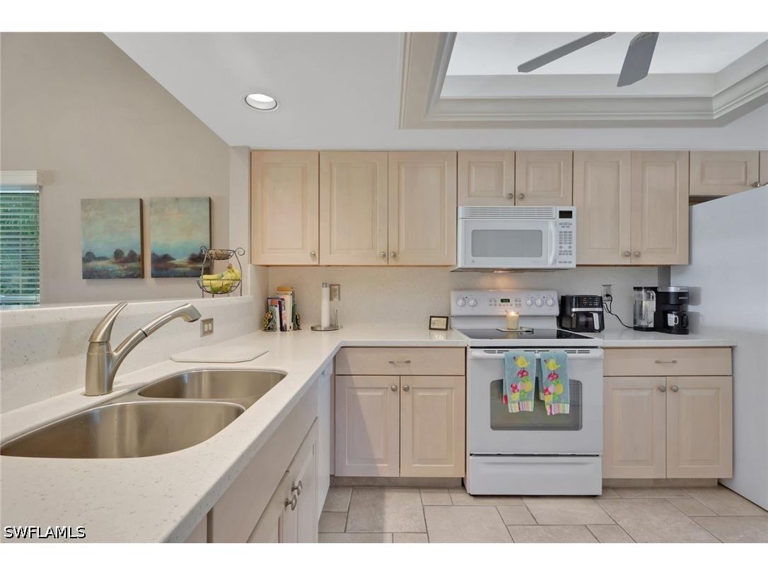 424 Foxtail Court #424 Naples FL 34104 226014628 image3