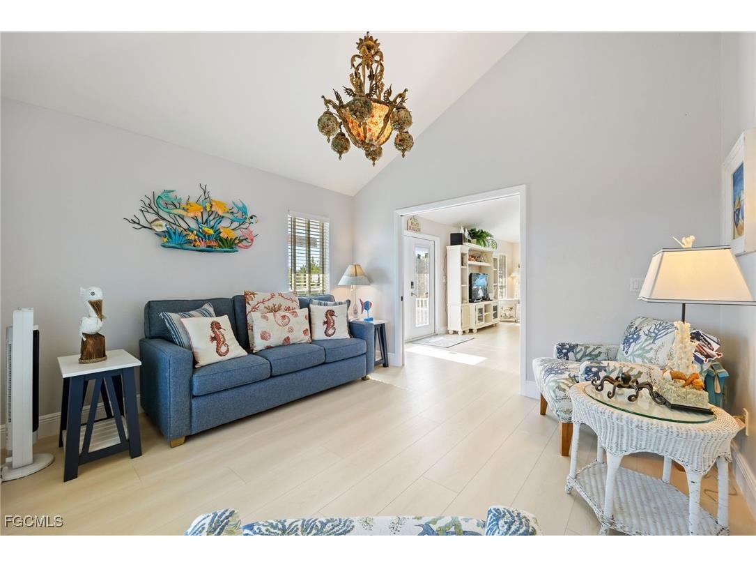 424 Lagoon Drive Sanibel FL 33957 2026000710 image18