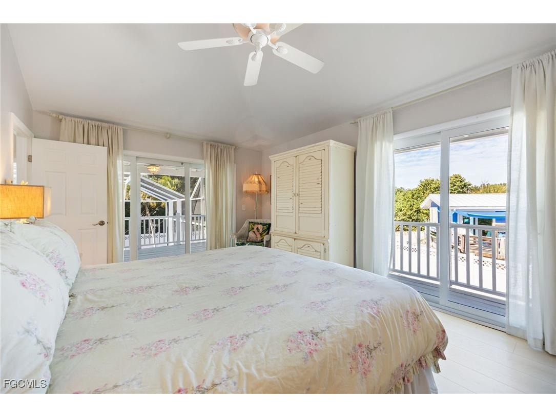 424 Lagoon Drive Sanibel FL 33957 2026000710 image22