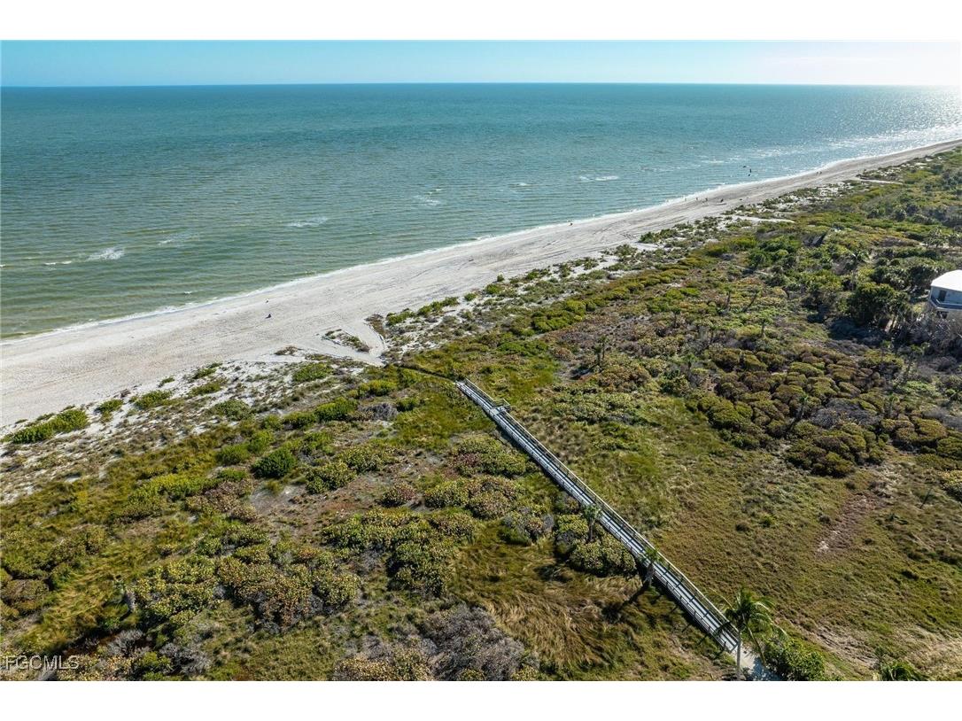 424 Lagoon Drive Sanibel FL 33957 2026000710 image43