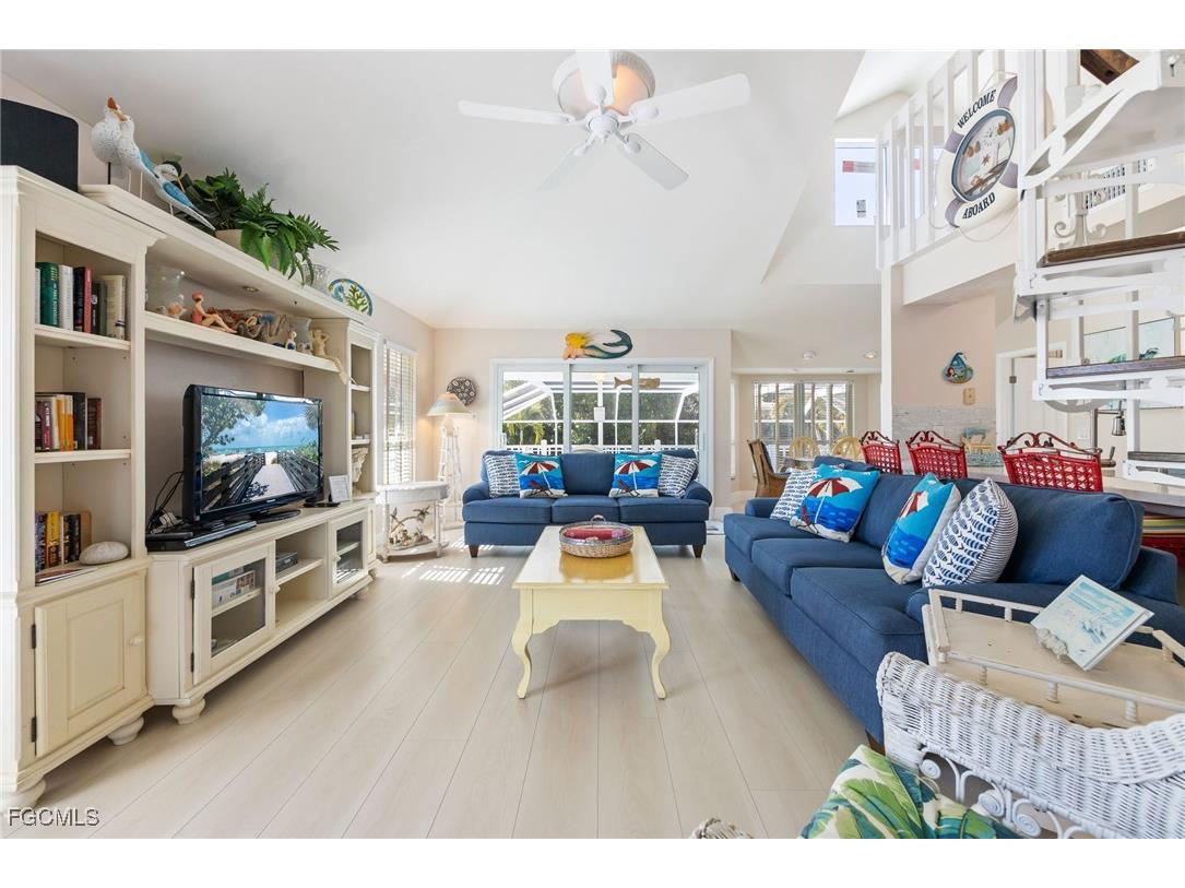 424 Lagoon Drive Sanibel FL 33957 2026000710 image7