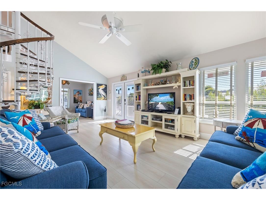 424 Lagoon Drive Sanibel FL 33957 2026000710 image8