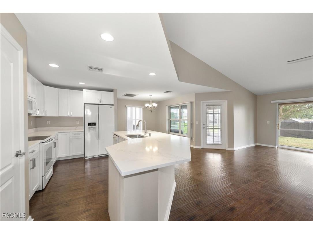 424 NW 14th Street Cape Coral FL 33993 2025016183 image14