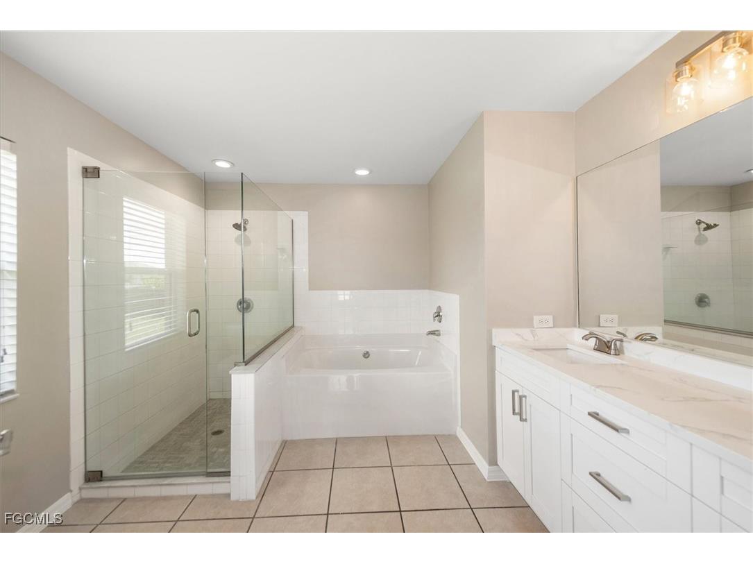 424 NW 14th Street Cape Coral FL 33993 2025016183 image21