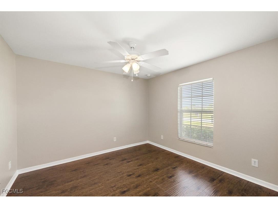 424 NW 14th Street Cape Coral FL 33993 2025016183 image25