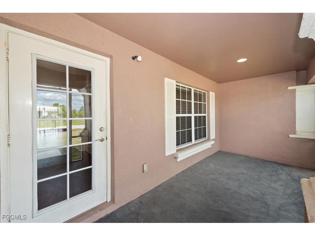 424 NW 14th Street Cape Coral FL 33993 2025016183 image3