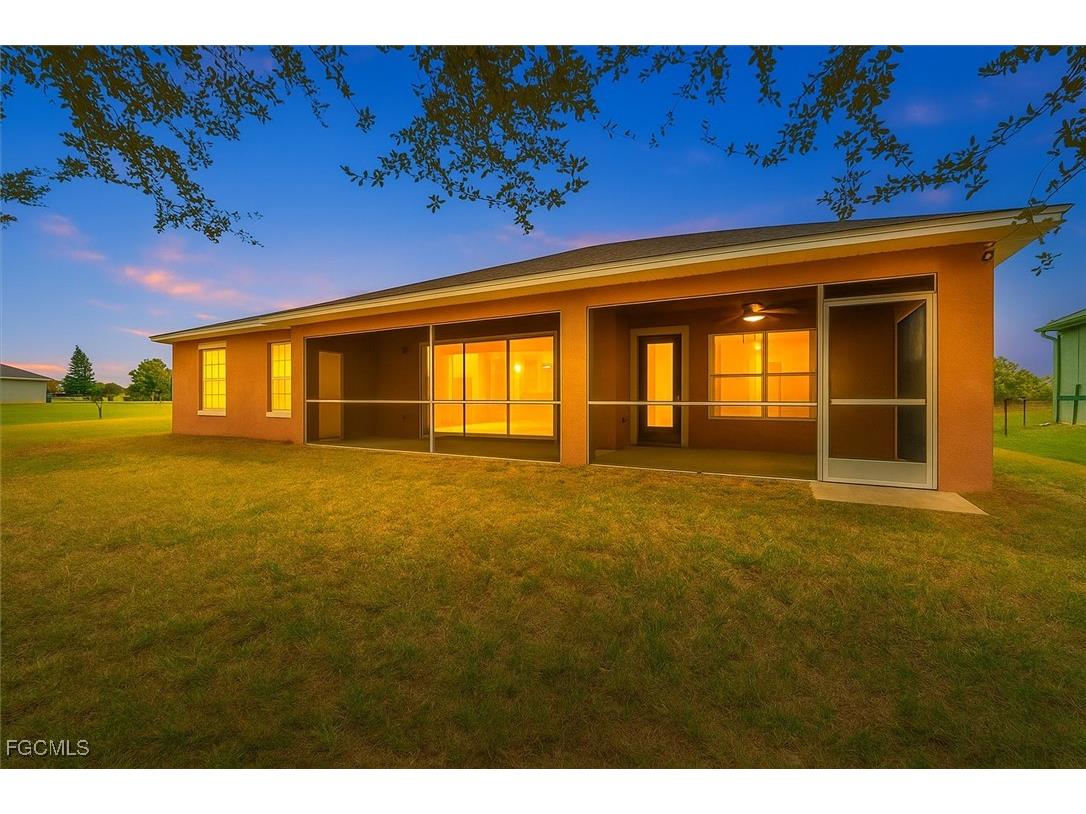 424 NW 14th Street Cape Coral FL 33993 2025016183 image32