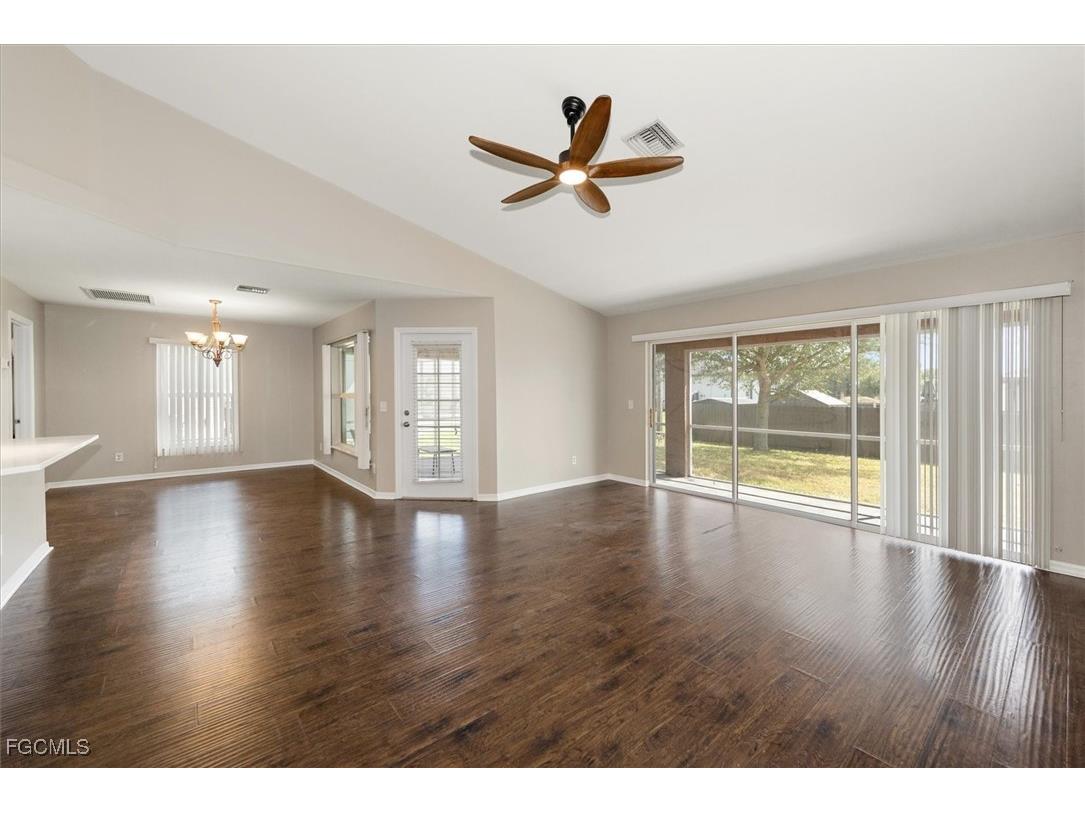 424 NW 14th Street Cape Coral FL 33993 2025016183 image7