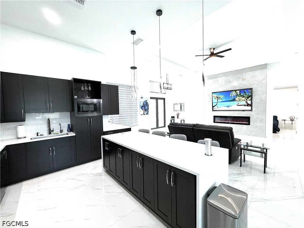 424 SW 26th Avenue Cape Coral FL 33991 2026028665 image2