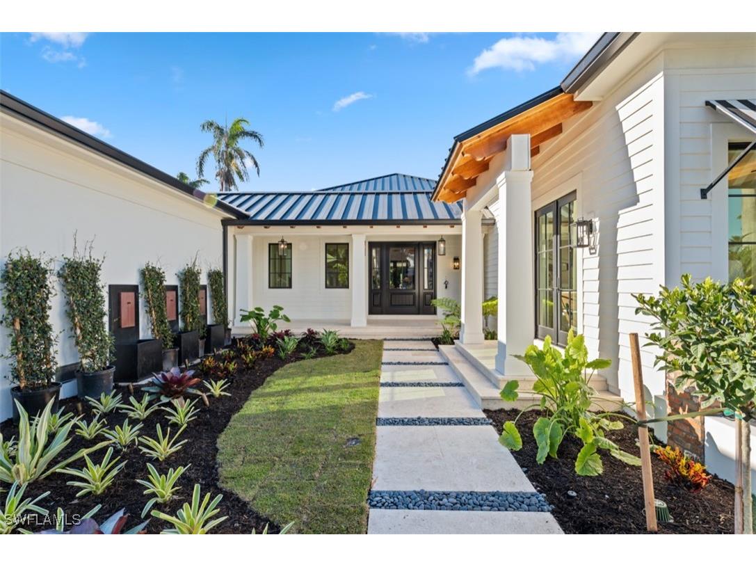 424 Spinnaker Drive Naples FL 34102 225080673 image4