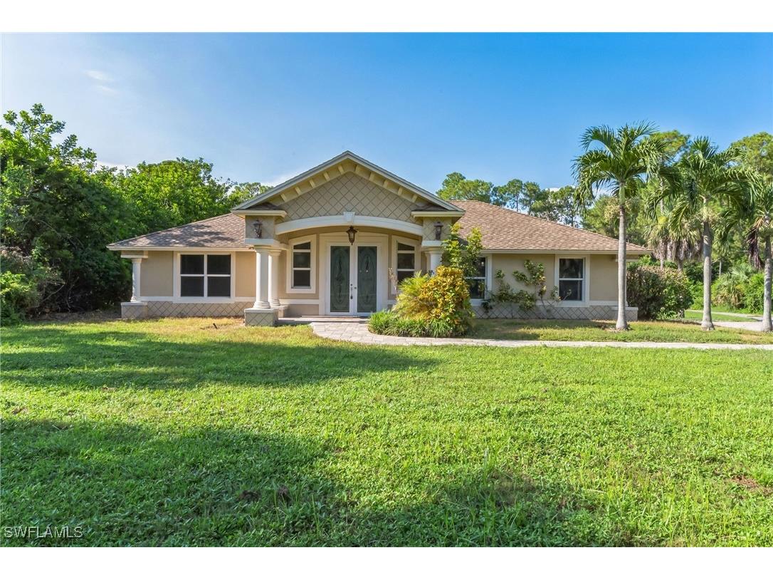4240 1st Avenue SW Naples FL 34119 224067809 image1