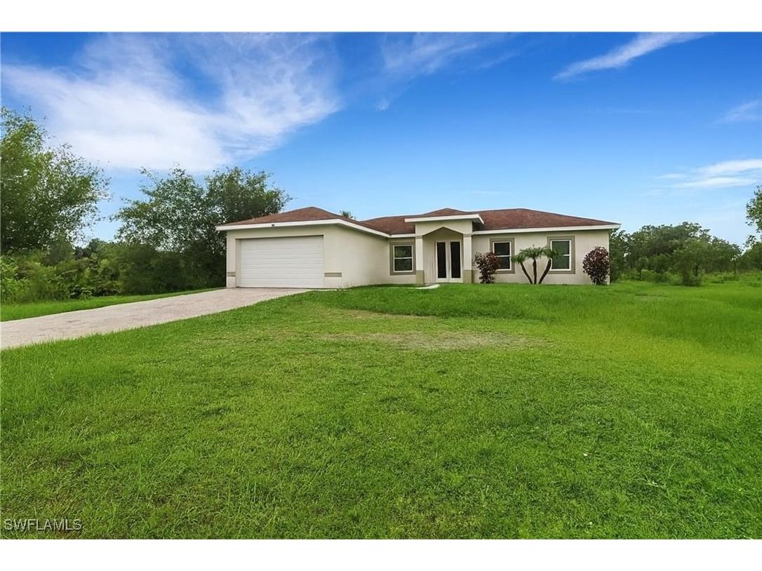 4240 62nd Avenue NE Naples FL 34120 225068303 image1