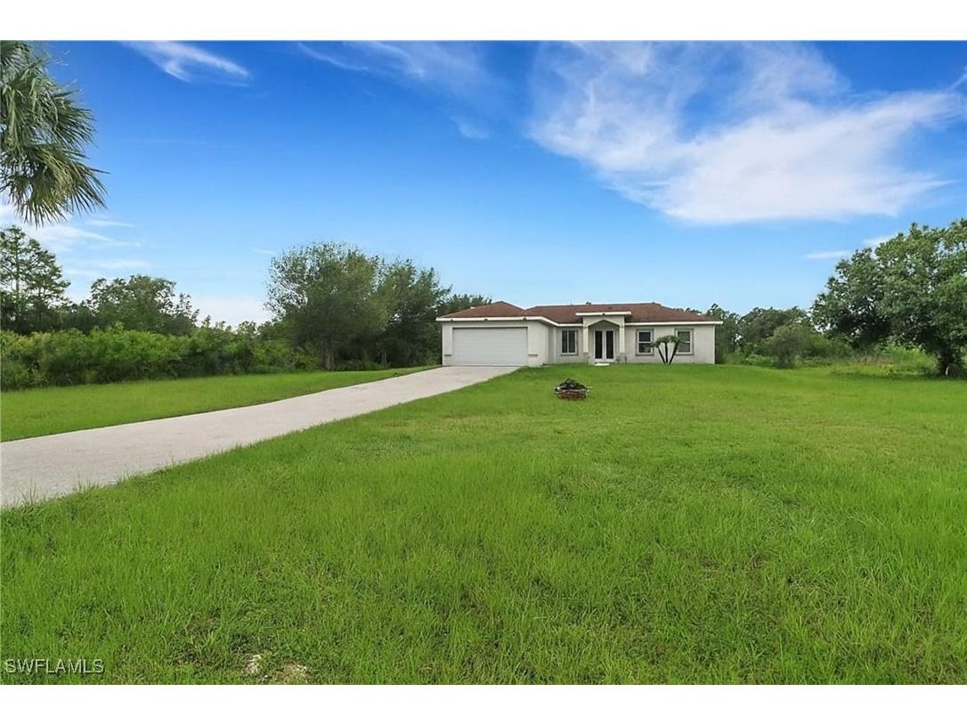 4240 62nd Avenue NE Naples FL 34120 225068303 image2