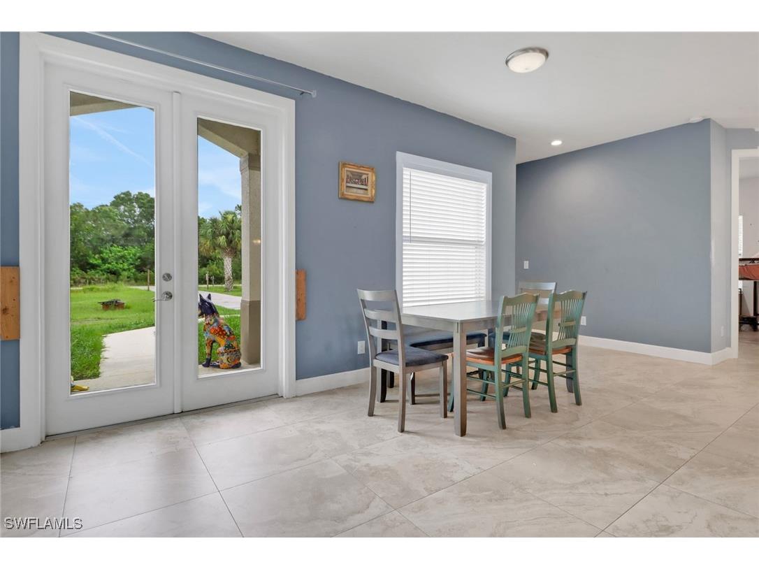 4240 62nd Avenue NE Naples FL 34120 225068303 image5