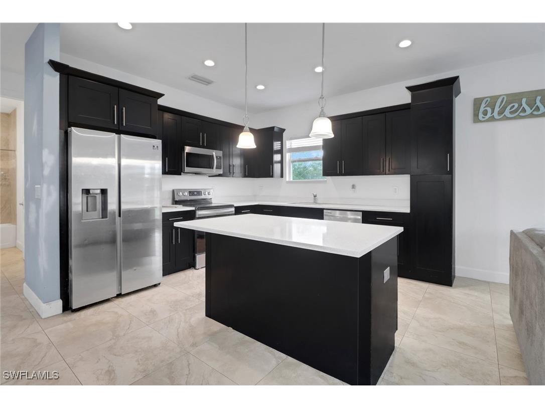 4240 62nd Avenue NE Naples FL 34120 225068303 image9