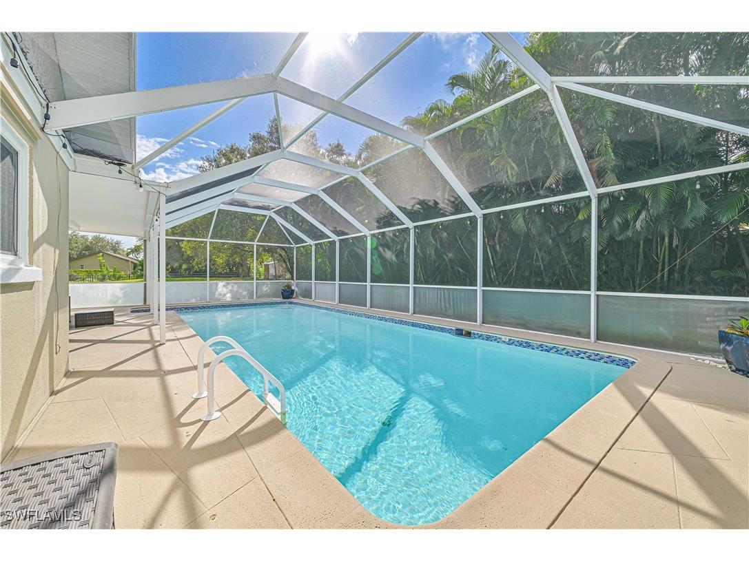 4240 Ellis Road Fort Myers FL 33905 225062079 image10