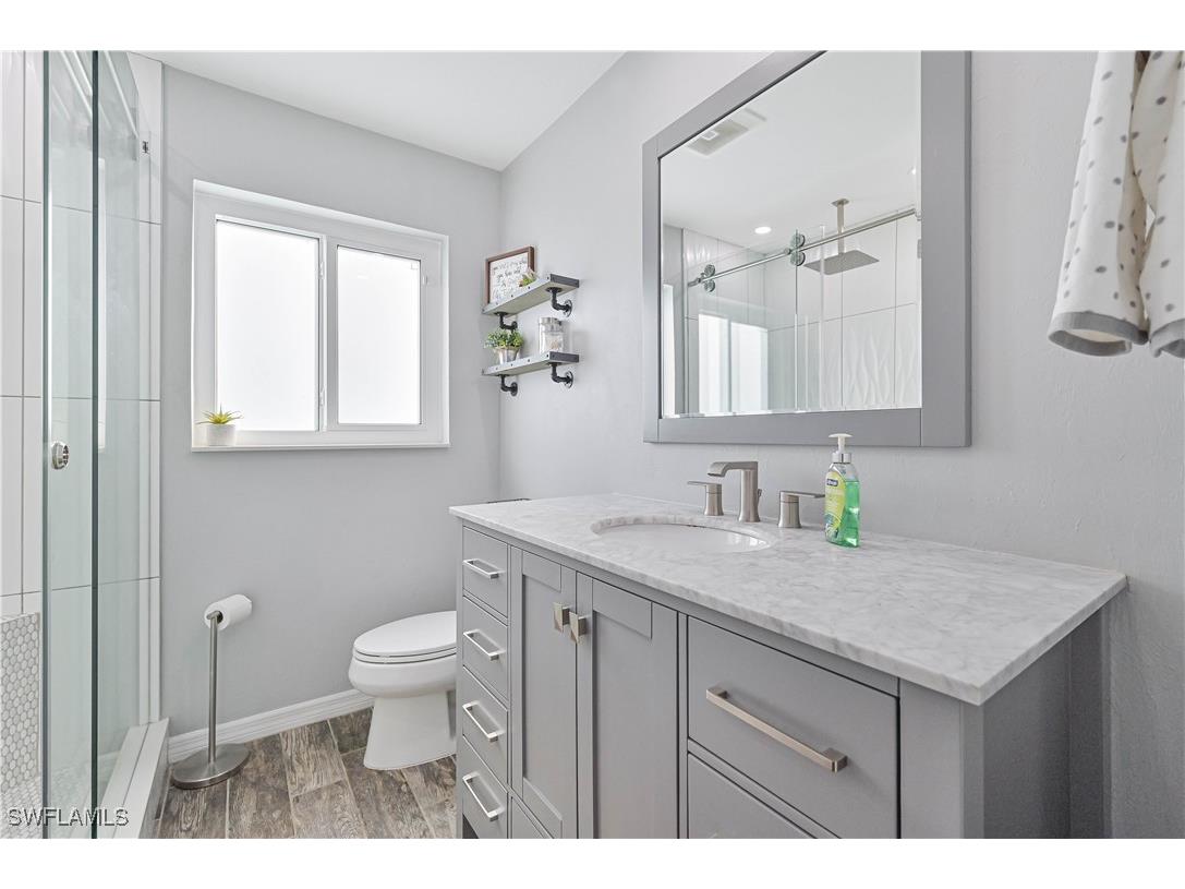 4240 Ellis Road Fort Myers FL 33905 225062079 image17