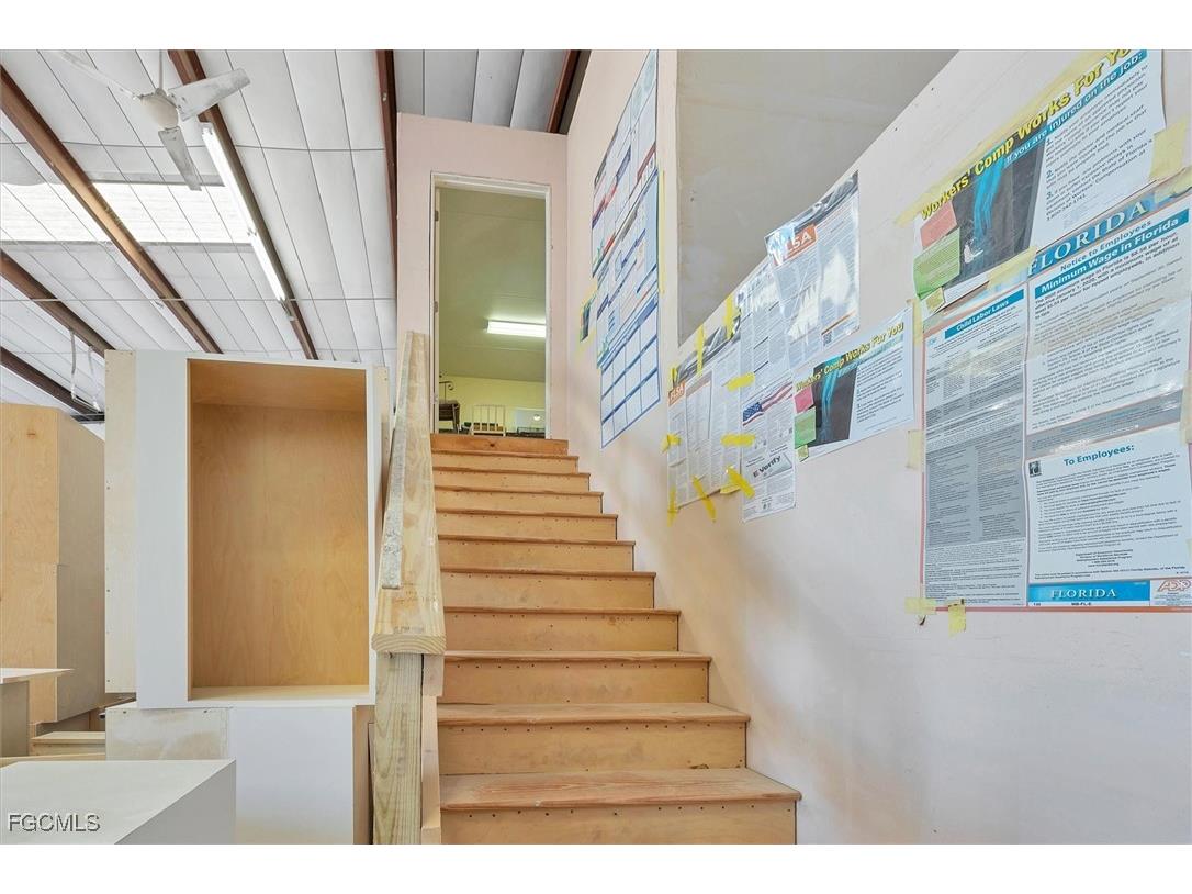 4240 James #8 & 9 Street Port Charlotte FL 33980 2026000779 image22