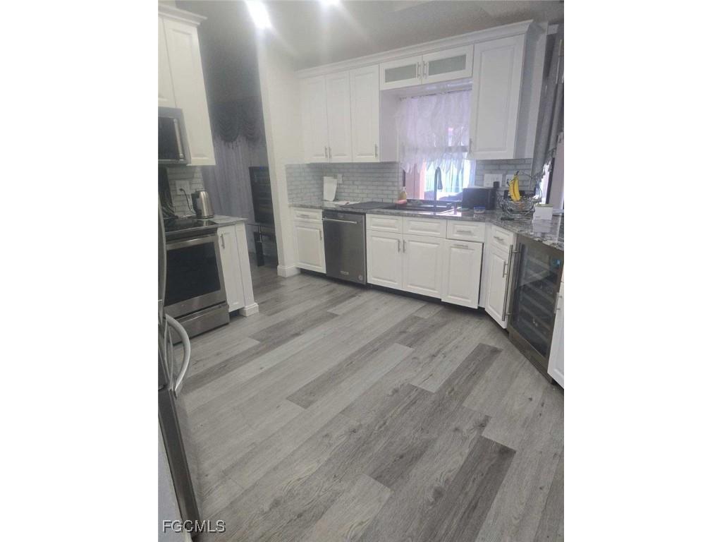 4240 James #8 & 9 Street Port Charlotte FL 33980 2026000779 image34