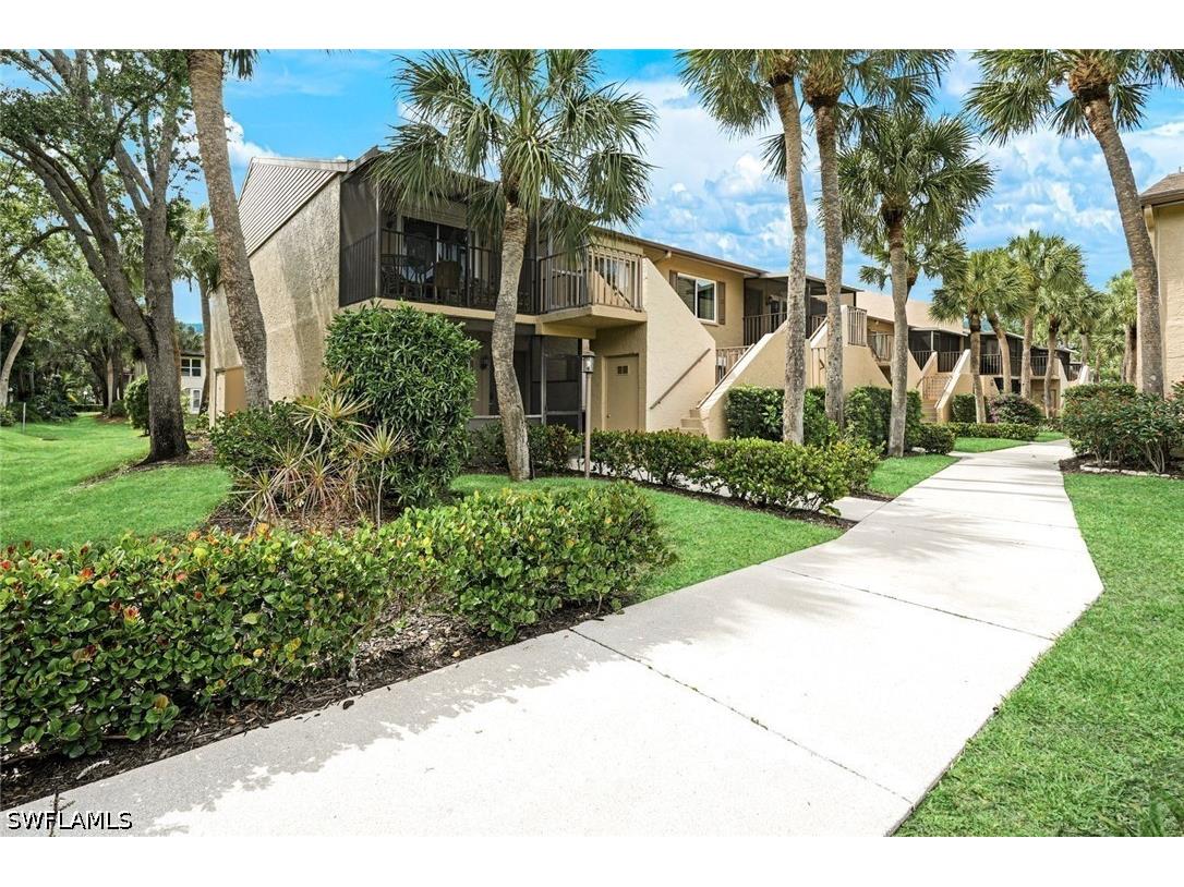 4240 Jack Frost Court #6 Naples FL 34112 226014881 image1