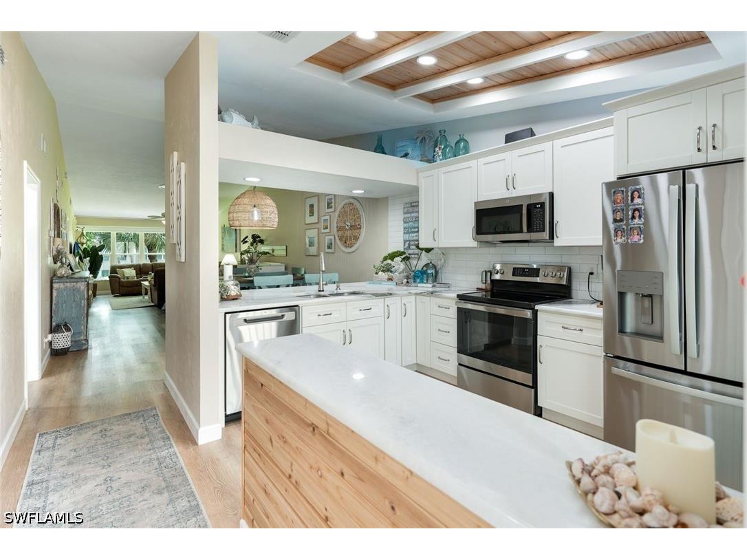 4240 Jack Frost Court #6 Naples FL 34112 226014881 image6