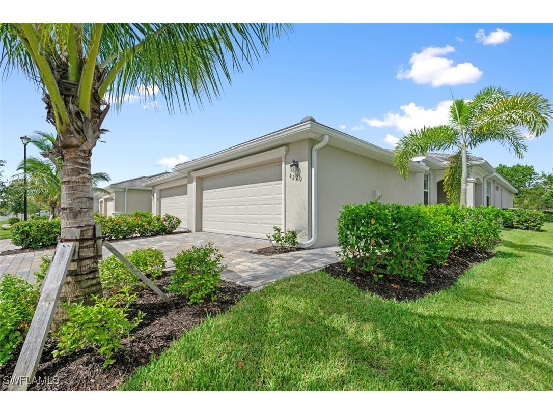 4240 Lemongrass Drive Fort Myers FL 33916 225061200 image2