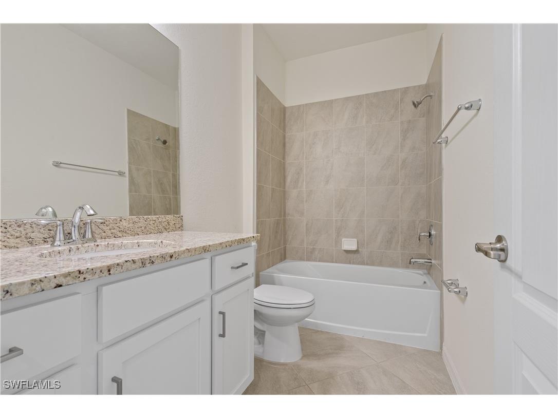 4240 Lemongrass Drive Fort Myers FL 33916 225061200 image21