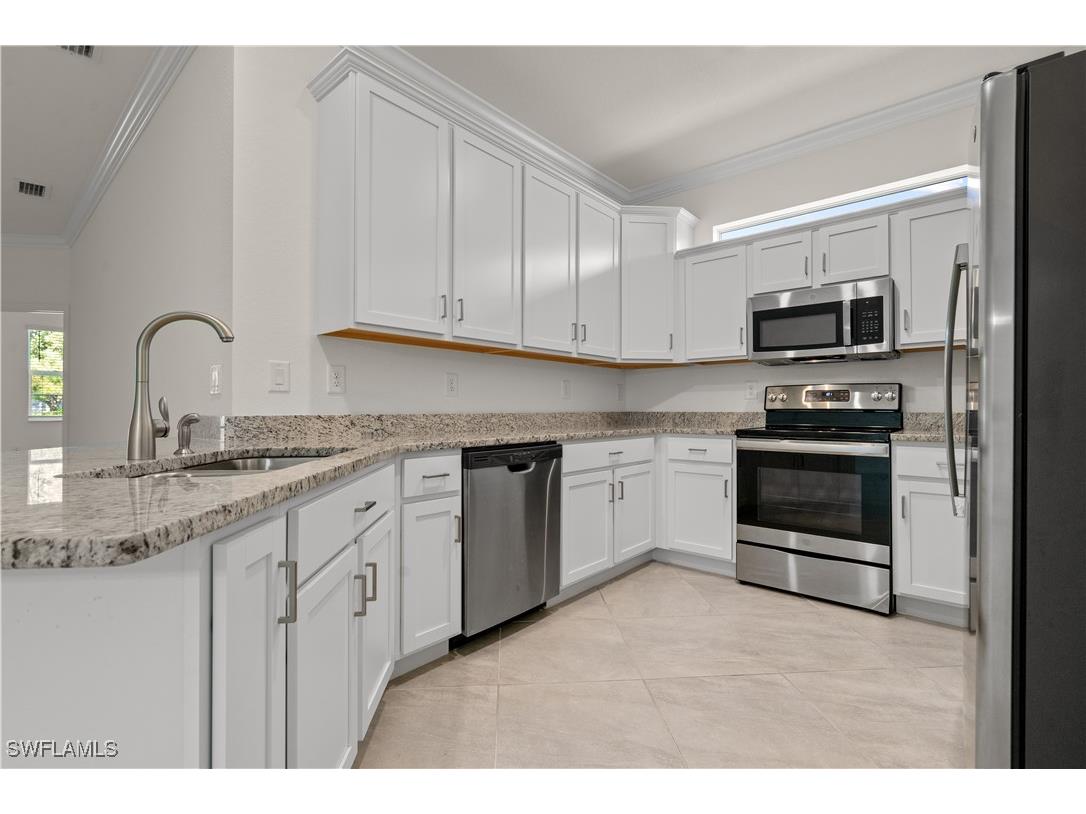 4240 Lemongrass Drive Fort Myers FL 33916 225061200 image6