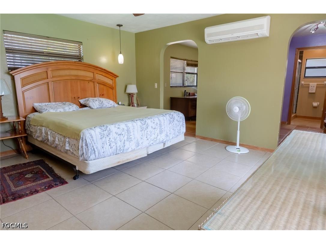 4240 Riverview Road Fort Myers FL 33905 2026020808 image16