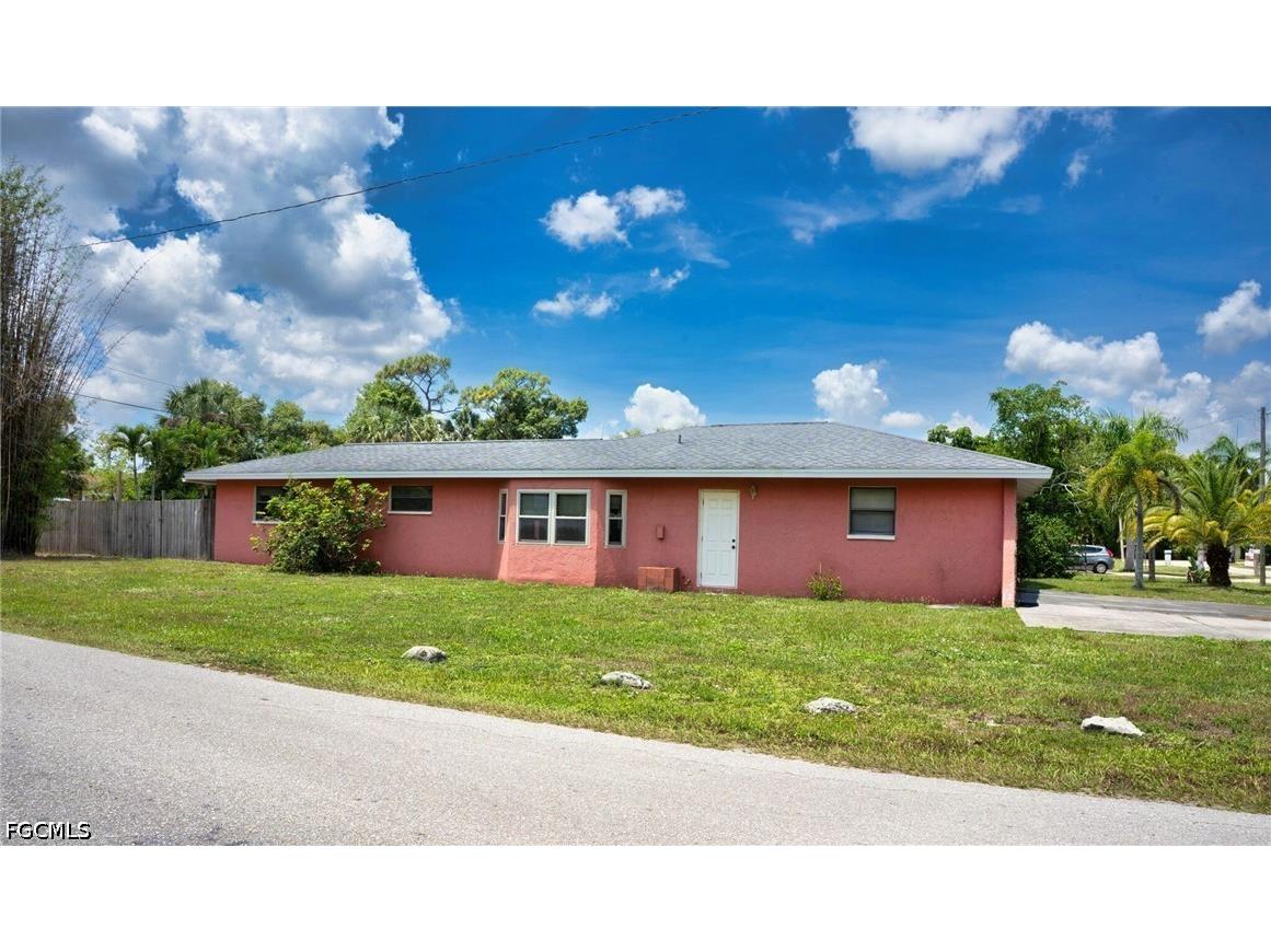 4240 Riverview Road Fort Myers FL 33905 2026020808 image47