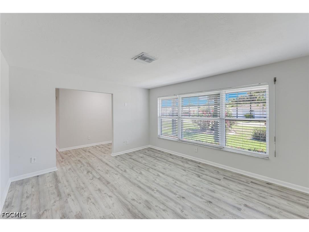 4240 SE 3rd Avenue Cape Coral FL 33904 2026016799 image8