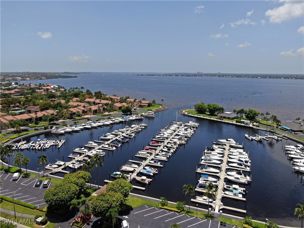 4240 Steamboat Bend #103 Fort Myers FL 33919 2025001674 image25