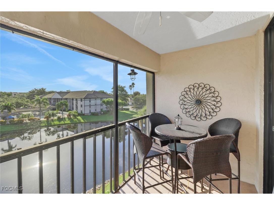 4240 Steamboat Bend #403 Fort Myers FL 33919 2025026009 image1