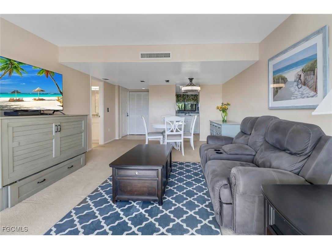4240 Steamboat Bend #403 Fort Myers FL 33919 2025026009 image2