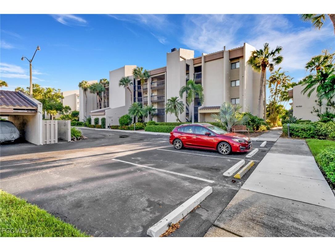 4240 Steamboat Bend #403 Fort Myers FL 33919 2025026009 image27