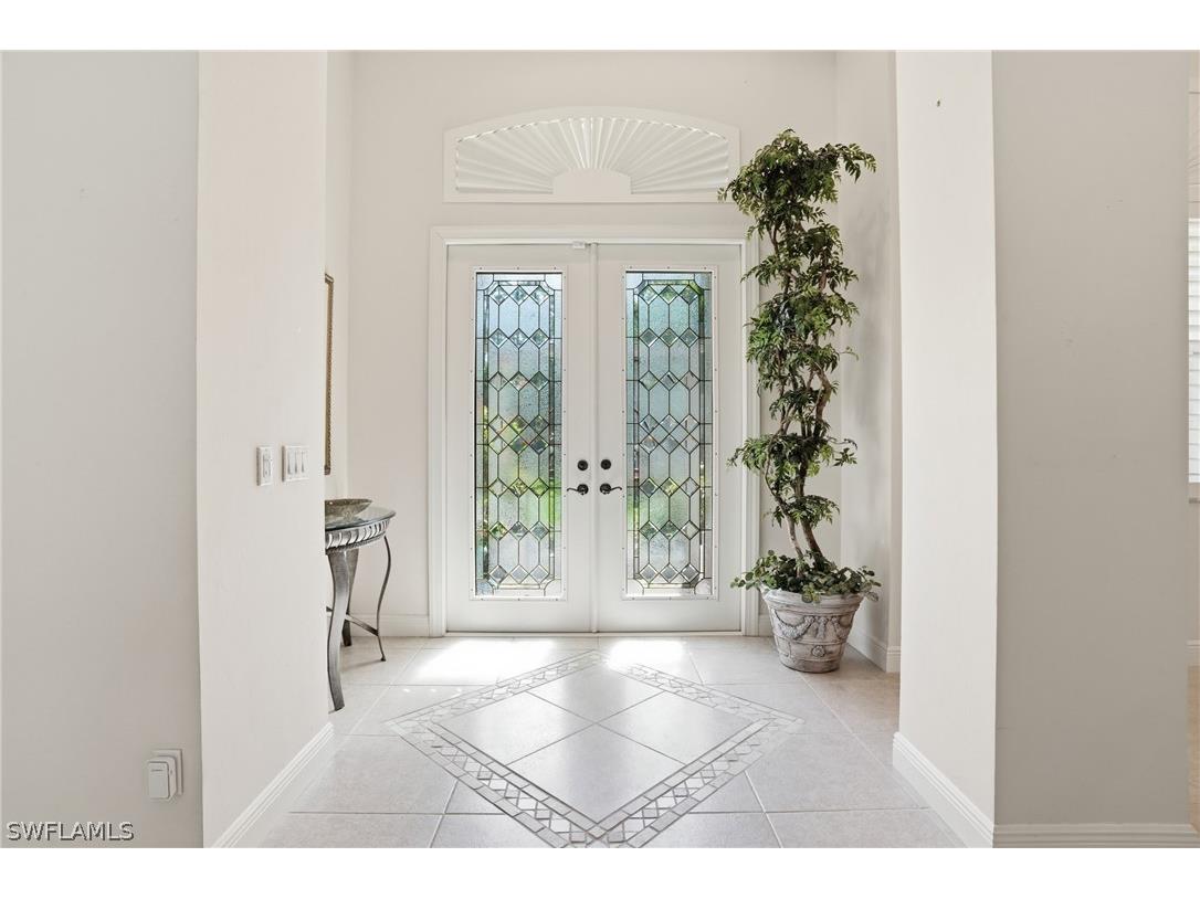 4241 7th Avenue NW Naples FL 34119 226008678 image5