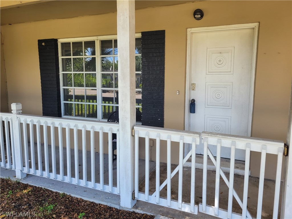 4241 Lagg Avenue Fort Myers FL 33901 224058074 image1