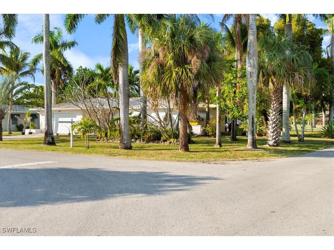 4241 Riverview Road Fort Myers FL 33905 2025001205 image3
