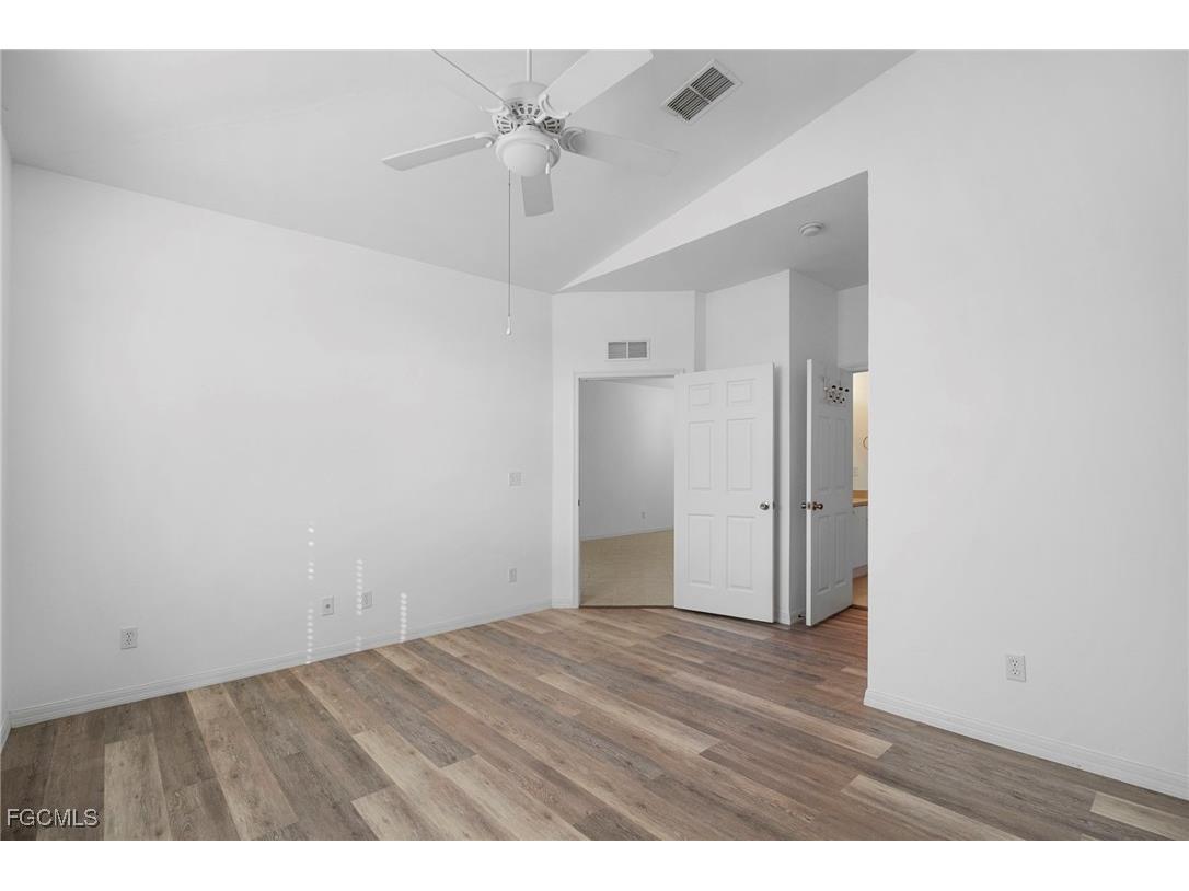 4241 Bellasol Circle #1924 Fort Myers FL 33916 2025019203 image25