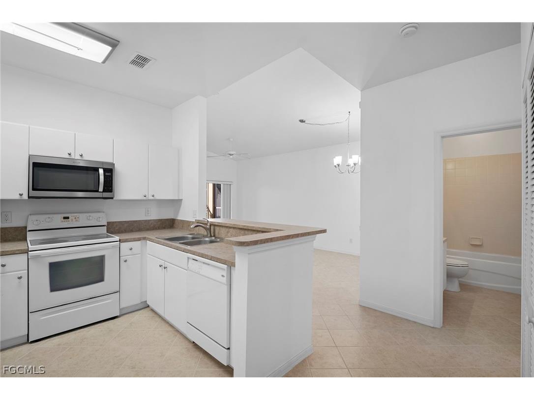 4241 Bellasol Circle #1924 Fort Myers FL 33916 2026013369 image21