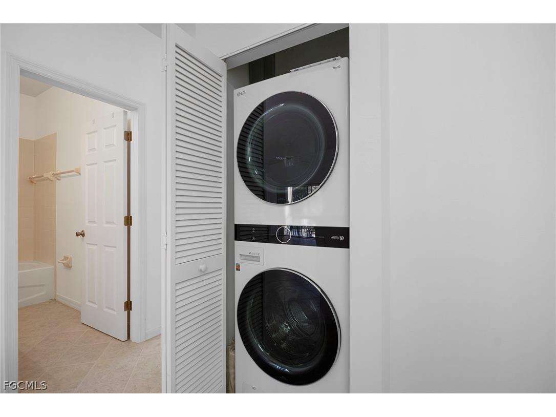 4241 Bellasol Circle #1924 Fort Myers FL 33916 2026013369 image33