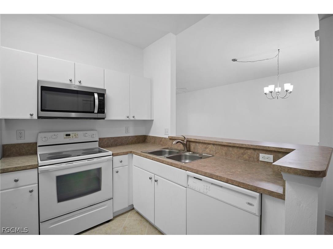 4241 Bellasol Circle #1924 Fort Myers FL 33916 2026013369 image4