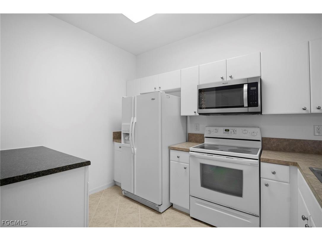 4241 Bellasol Circle #1924 Fort Myers FL 33916 2026013369 image7