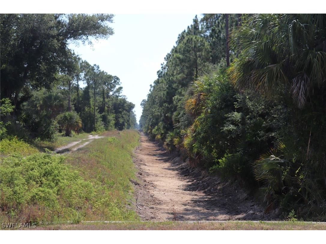 4244 E 24th Street Alva FL 33920 221040222 image2